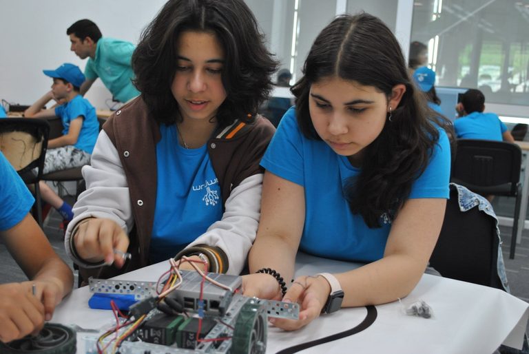 Inside the Makerspaces, photo 2